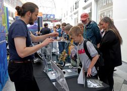 Wissenschaft Erleben Jena Begeistert Mit Zwei Grossen Festivals 08